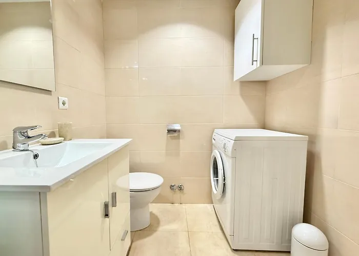 Palmeras Beachfront And Pool Cozy * Fuengirola