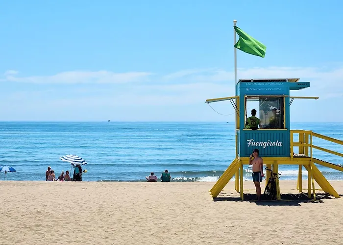 Palmeras Beachfront And Pool Cozy アパート フエンヒロラ