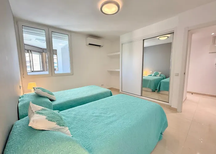 アパート Palmeras Beachfront And Pool Cozy フエンヒロラ